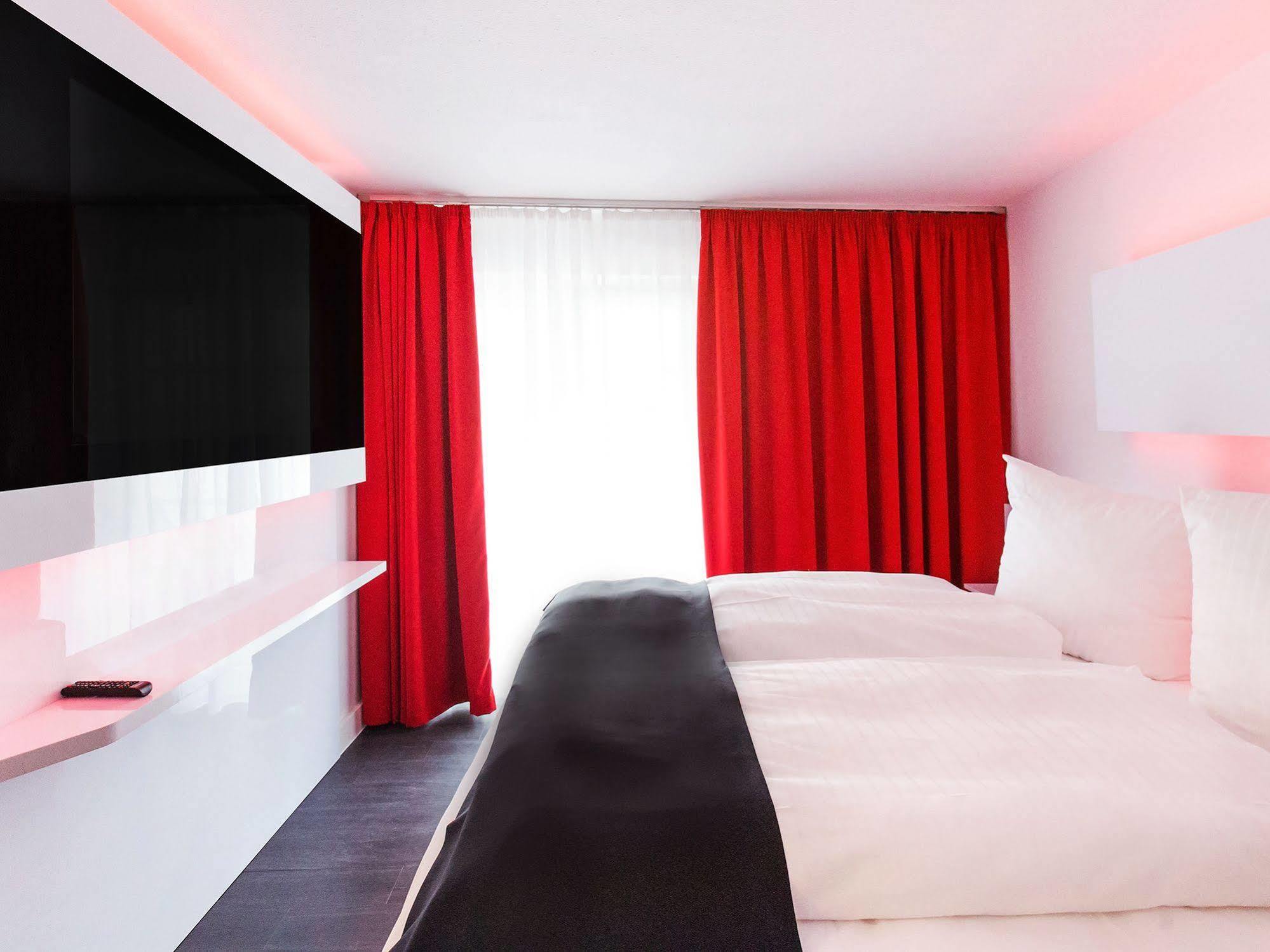 Dormero Hotel Філлінген-Швеннінген Екстер'єр фото